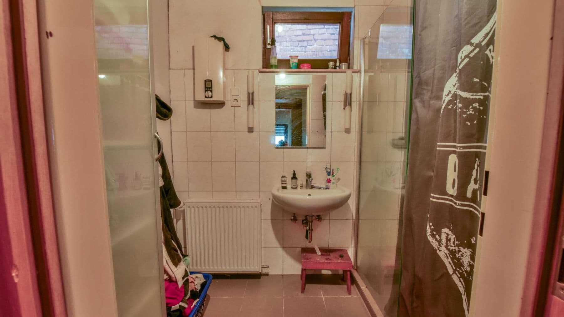 Predaj domu 120 m², pozemok 175 m², Modautal, Hesensko Predaj domu 120 m², pozemok 175 m², Modautal, Hesensko