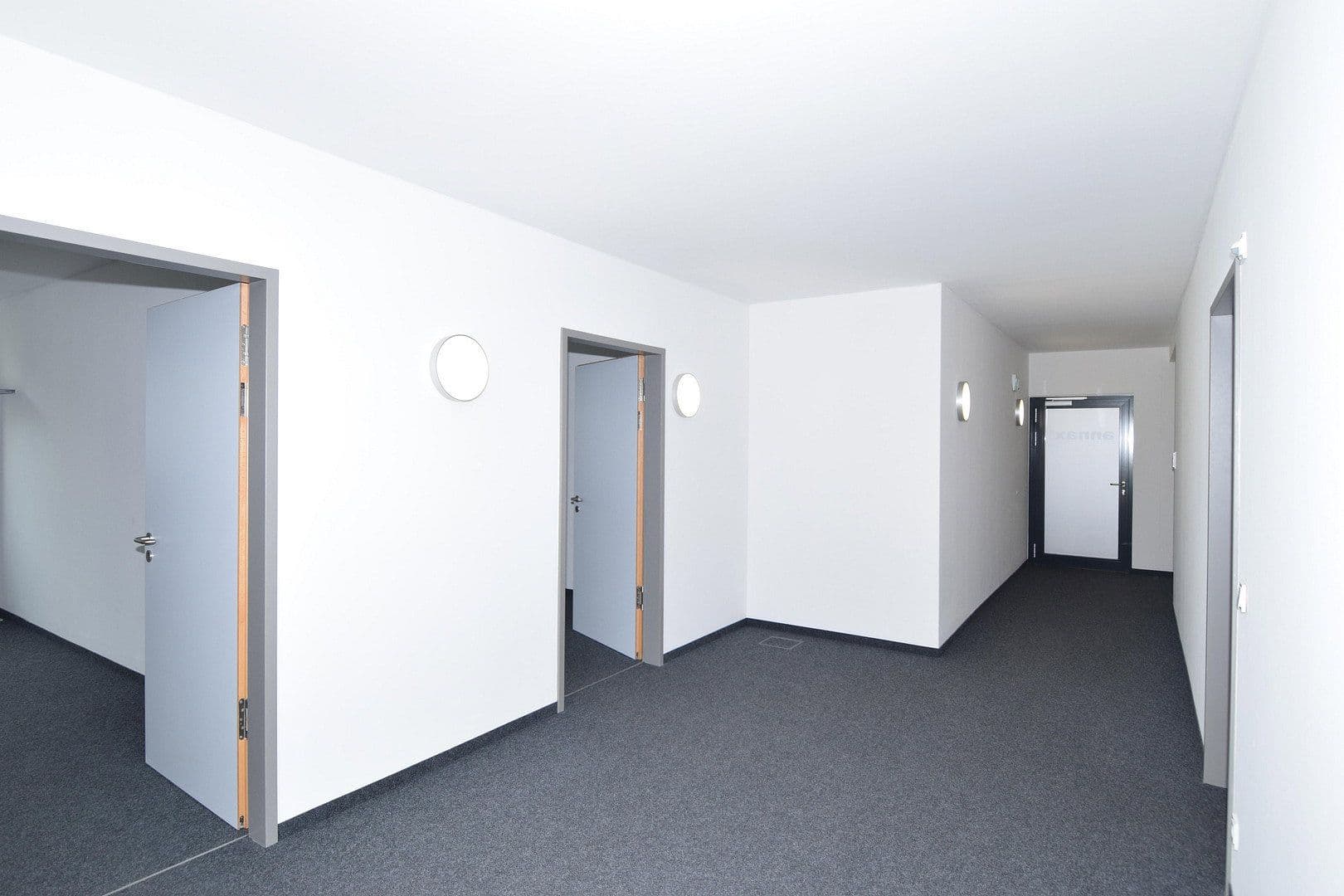 Prenájom kancelárie 219 m², Lise-Meitner-Str. 7, Krailling, Bavorsko Prenájom kancelárie 219 m², Lise-Meitner-Str. 7, Krailling, Bavorsko