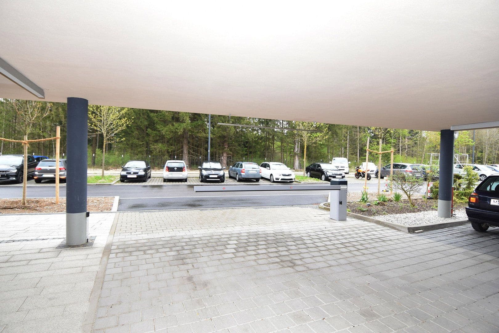 Prenájom kancelárie 219 m², Lise-Meitner-Str. 7, Krailling, Bavorsko Prenájom kancelárie 219 m², Lise-Meitner-Str. 7, Krailling, Bavorsko