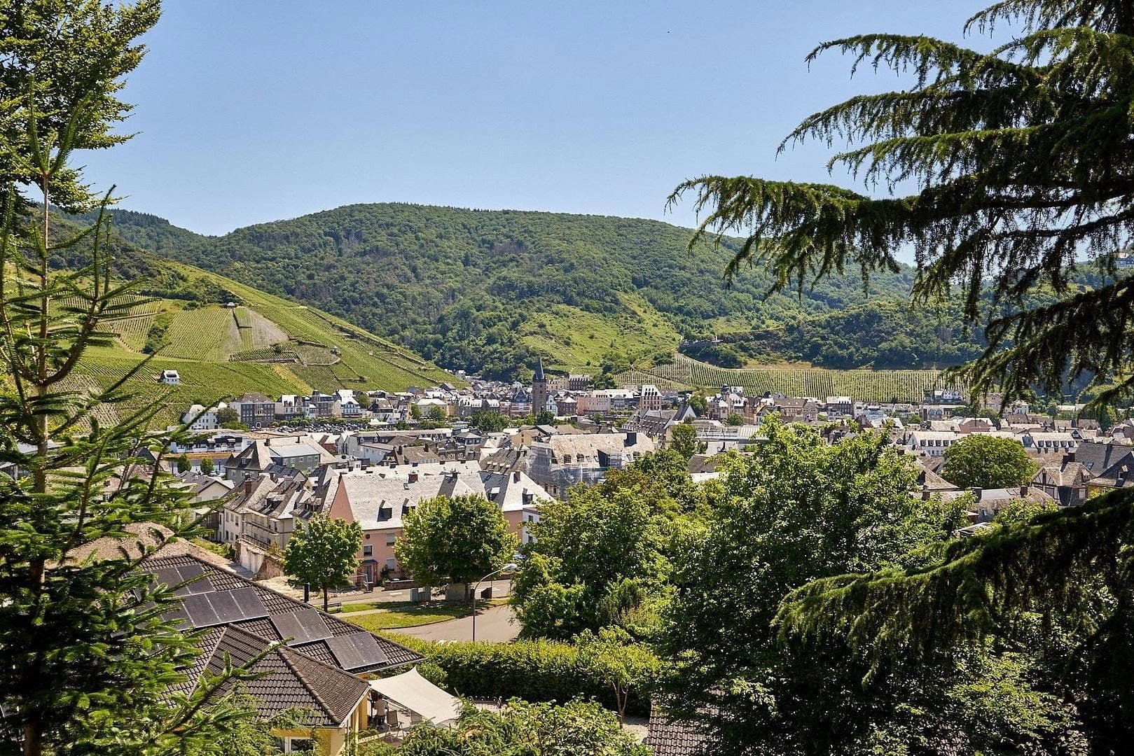 Predaj pozemku 2.314 m², Auf der Trift 22, Bernkastel-Kues, Porýnie-Falcko Predaj pozemku 2.314 m², Auf der Trift 22, Bernkastel-Kues, Porýnie-Falcko