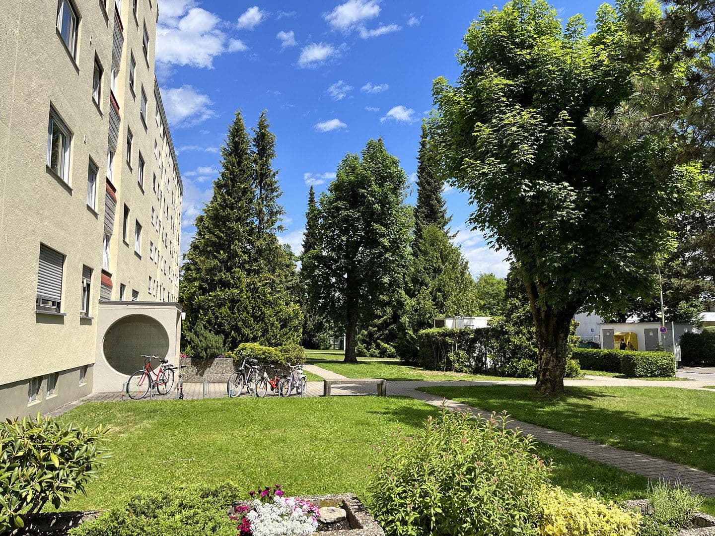 Predaj bytu 3-izbový 74 m², Königsbrunn, Bavorsko Predaj bytu 3-izbový 74 m², Königsbrunn, Bavorsko