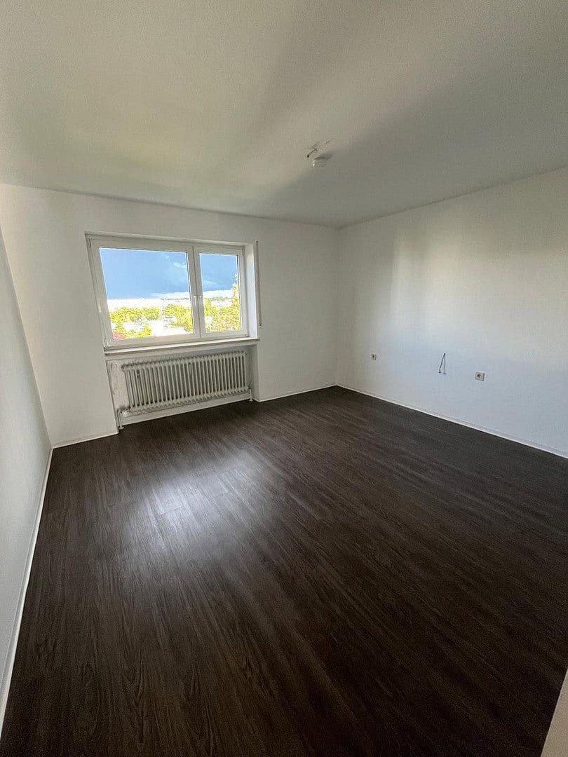 Predaj bytu 3-izbový 74 m², Königsbrunn, Bavorsko Predaj bytu 3-izbový 74 m², Königsbrunn, Bavorsko