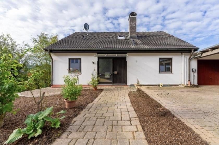 Predaj domu 230 m², pozemok 954 m², Kandern, Bádensko-Wurttembersko Predaj domu 230 m², pozemok 954 m², Kandern, Bádensko-Wurttembersko