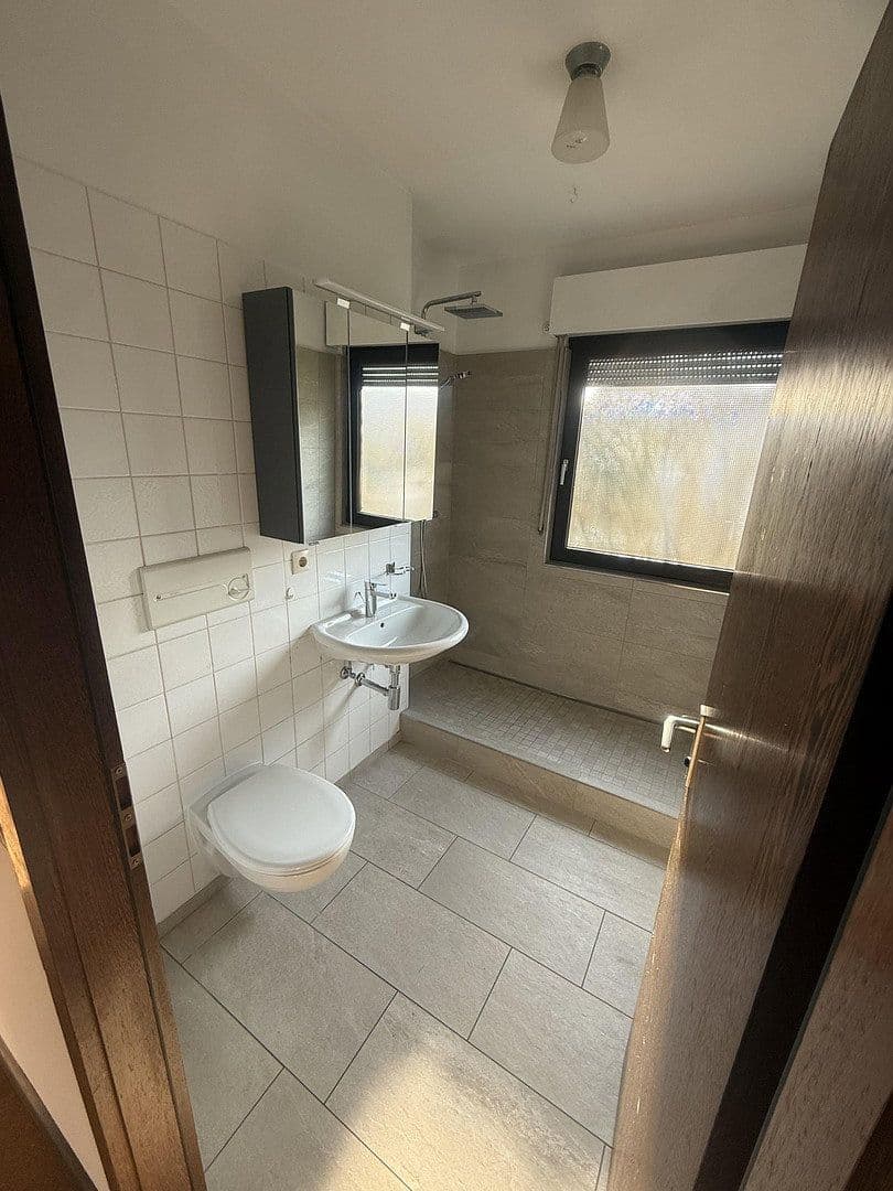 Predaj domu 230 m², pozemok 954 m², Kandern, Bádensko-Wurttembersko Predaj domu 230 m², pozemok 954 m², Kandern, Bádensko-Wurttembersko