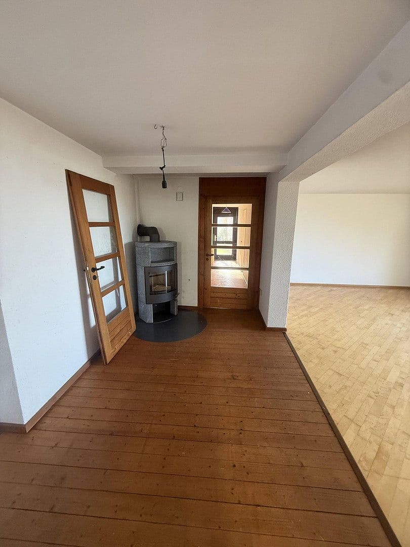 Predaj domu 230 m², pozemok 954 m², Kandern, Bádensko-Wurttembersko Predaj domu 230 m², pozemok 954 m², Kandern, Bádensko-Wurttembersko