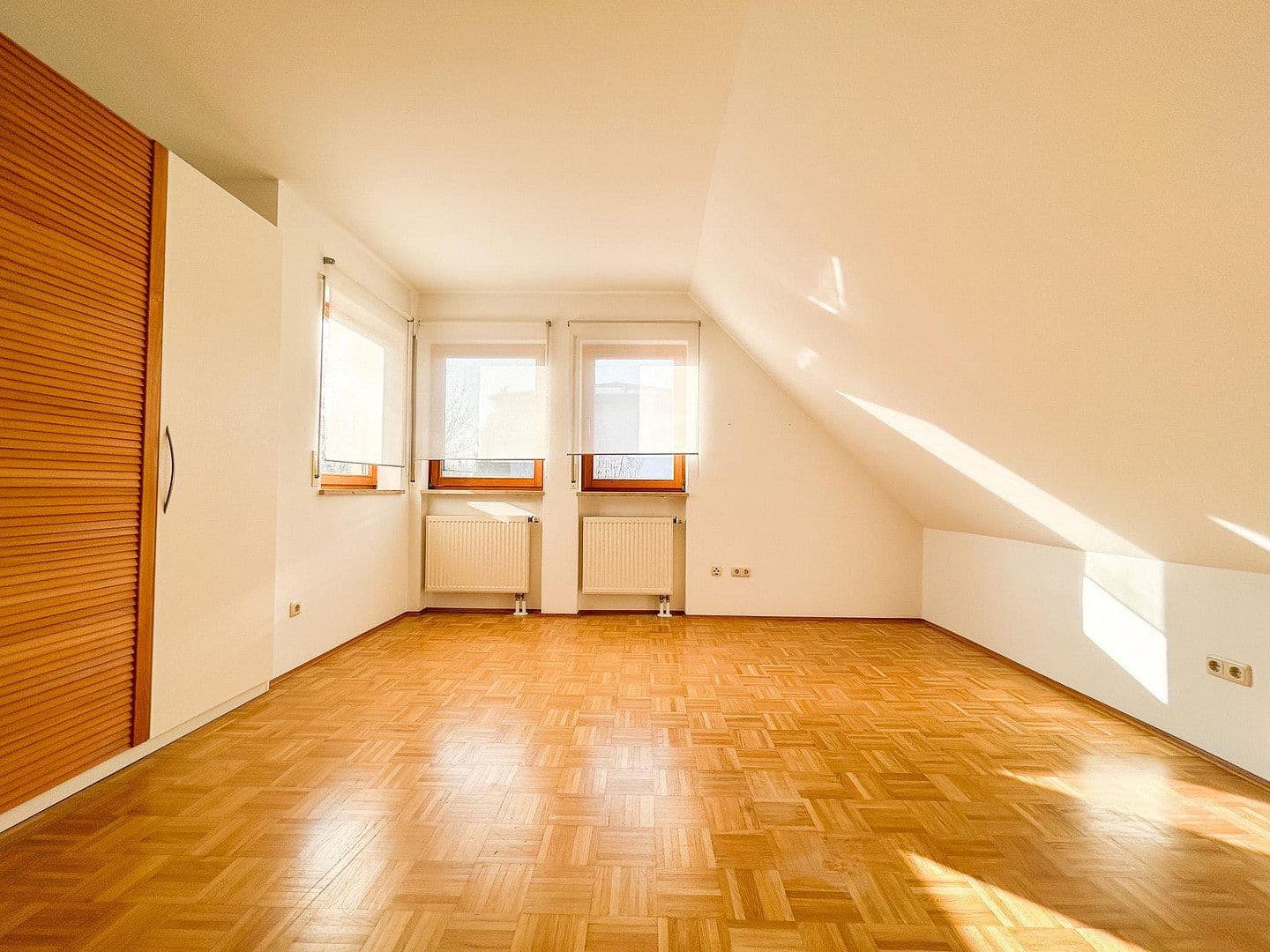 Predaj domu 218 m², pozemok 815 m², Fürth, Bavorsko Predaj domu 218 m², pozemok 815 m², Fürth, Bavorsko