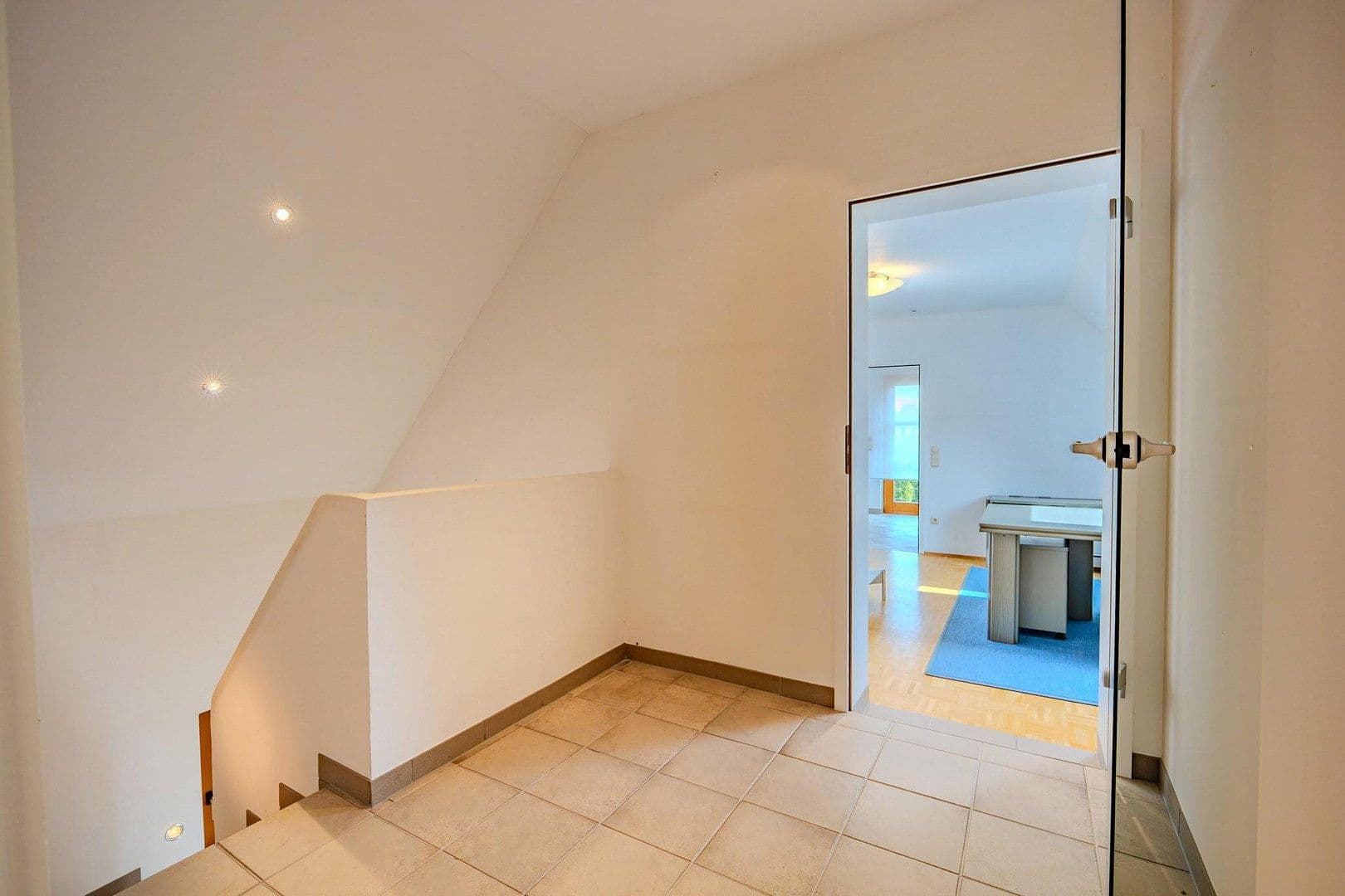 Predaj domu 218 m², pozemok 815 m², Fürth, Bavorsko Predaj domu 218 m², pozemok 815 m², Fürth, Bavorsko