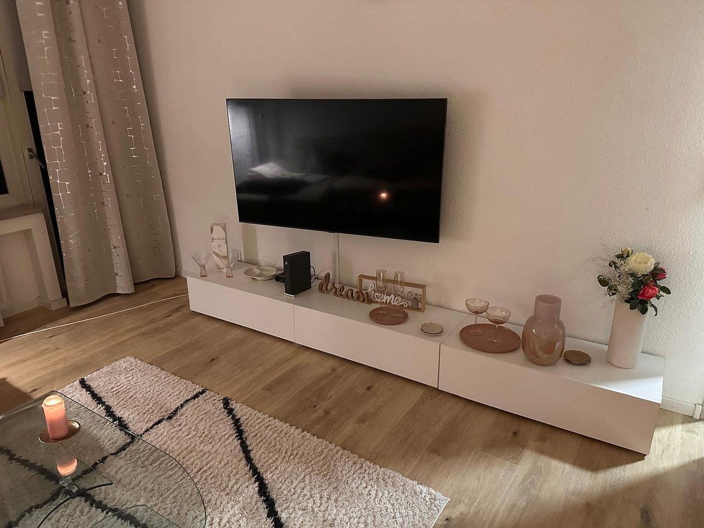 Prenájom bytu 2-izbový 54 m², Hausenerweg 29, Frankfurt - Rödelheim, Hesensko Prenájom bytu 2-izbový 54 m², Hausenerweg 29, Frankfurt - Rödelheim, Hesensko