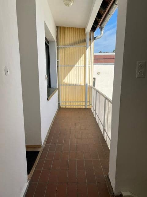 Prenájom bytu 7-izbový 180 m², Hauptstr. 159, Rodalben, Porýnie-Falcko Prenájom bytu 7-izbový 180 m², Hauptstr. 159, Rodalben, Porýnie-Falcko