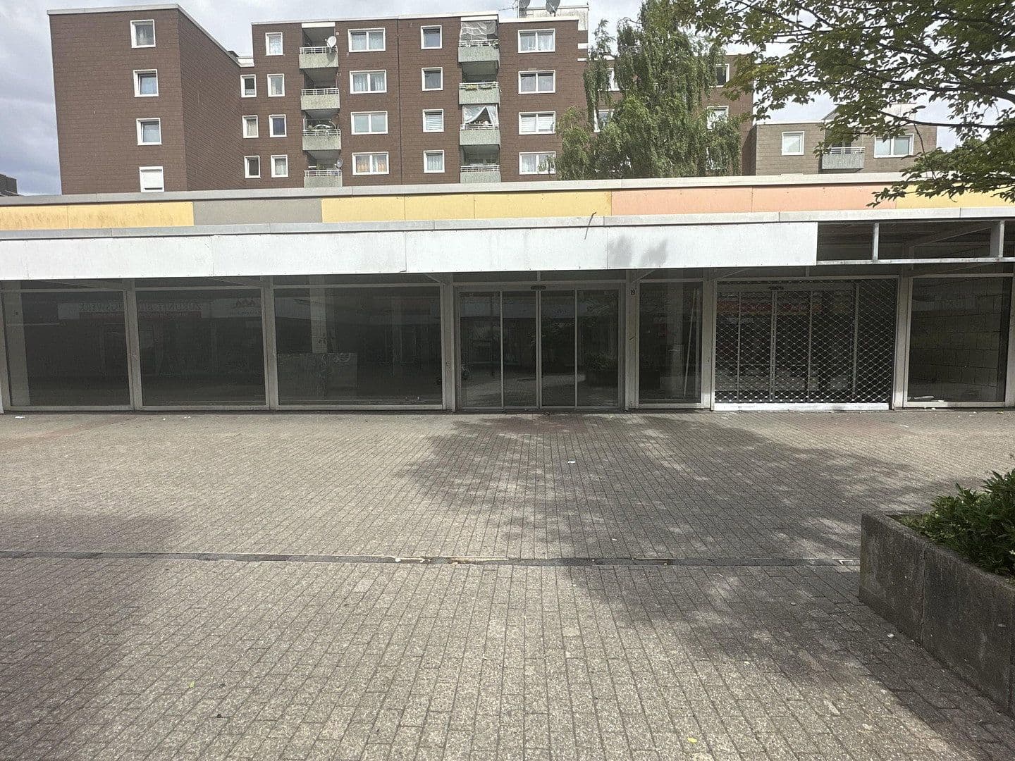 Prenájom nebytového priestoru 1.236 m², MierendorffWeg 19, Essen, Severné Porýnie - Westfálsko Prenájom nebytového priestoru 1.236 m², MierendorffWeg 19, Essen, Severné Porýnie - Westfálsko