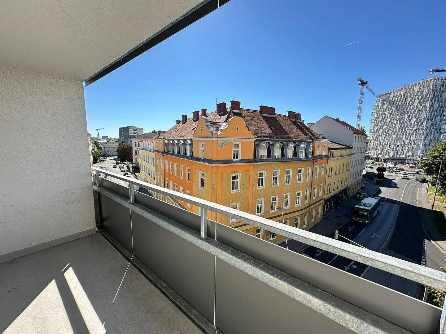 Prenájom bytu 3-izbový 75 m², Lazarettgasse 34, Graz, Štajersko Prenájom bytu 3-izbový 75 m², Lazarettgasse 34, Graz, Štajersko