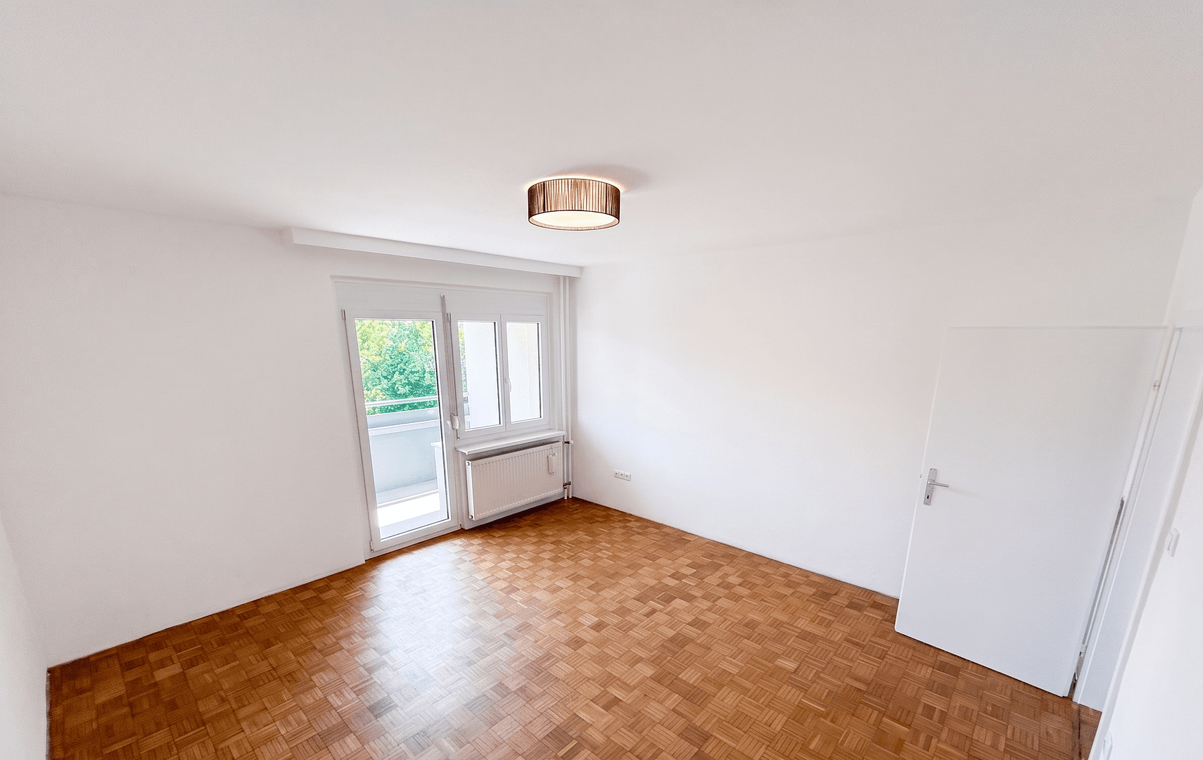 Prenájom bytu 3-izbový 75 m², Lazarettgasse 34, Graz, Štajersko Prenájom bytu 3-izbový 75 m², Lazarettgasse 34, Graz, Štajersko
