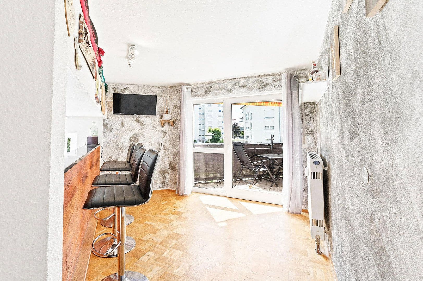 Prenájom bytu 3-izbový 109 m², Leonberg, Bádensko-Wurttembersko Prenájom bytu 3-izbový 109 m², Leonberg, Bádensko-Wurttembersko