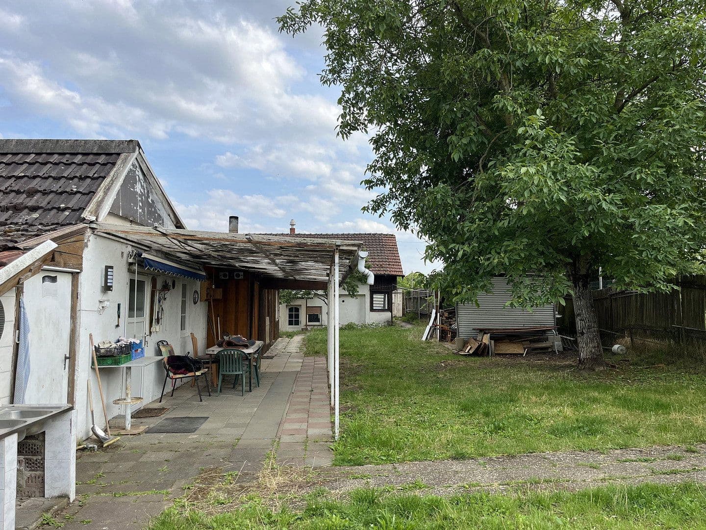 Predaj pozemku 1.800 m², Ludwigshafen am Rhein, Porýnie-Falcko Predaj pozemku 1.800 m², Ludwigshafen am Rhein, Porýnie-Falcko