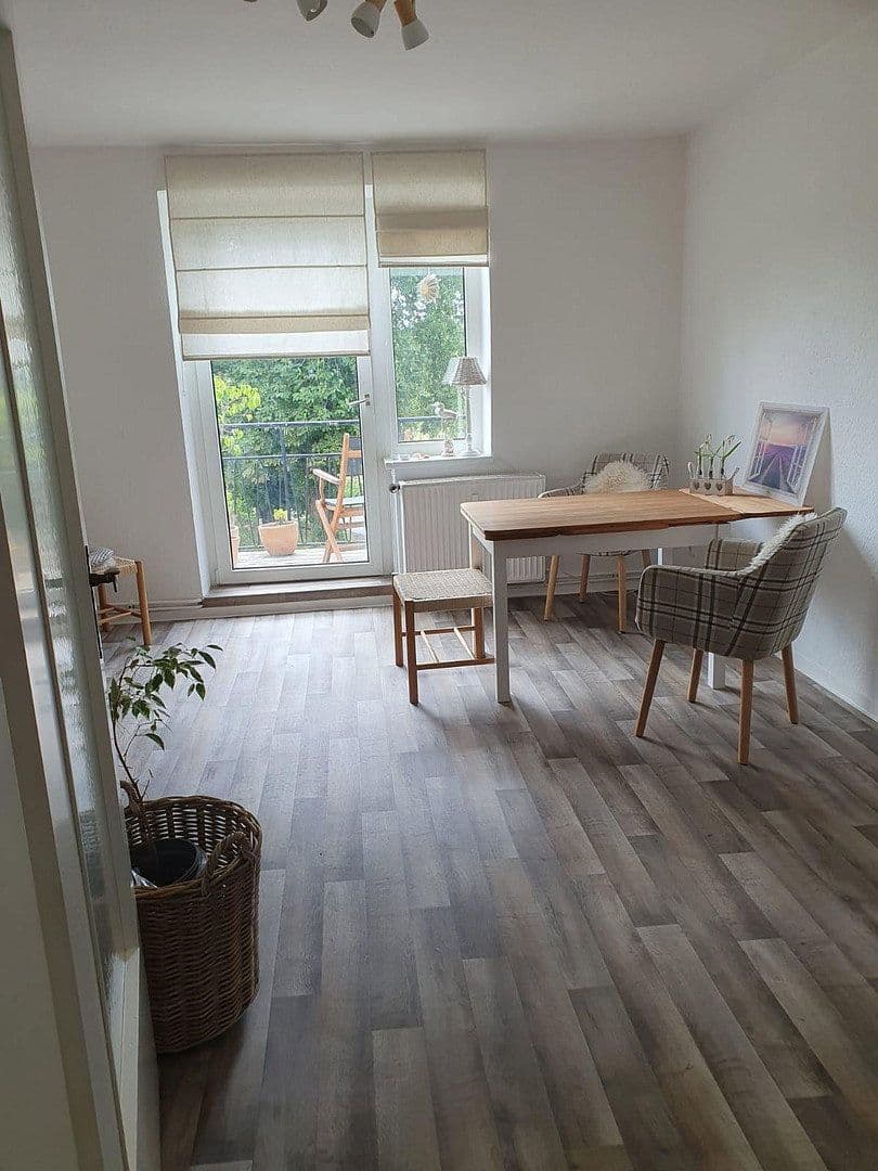 Prenájom bytu 3-izbový 63 m², Dorfstraße 9, Damshagen, Meklenbursko-Predpomoransko Prenájom bytu 3-izbový 63 m², Dorfstraße 9, Damshagen, Meklenbursko-Predpomoransko