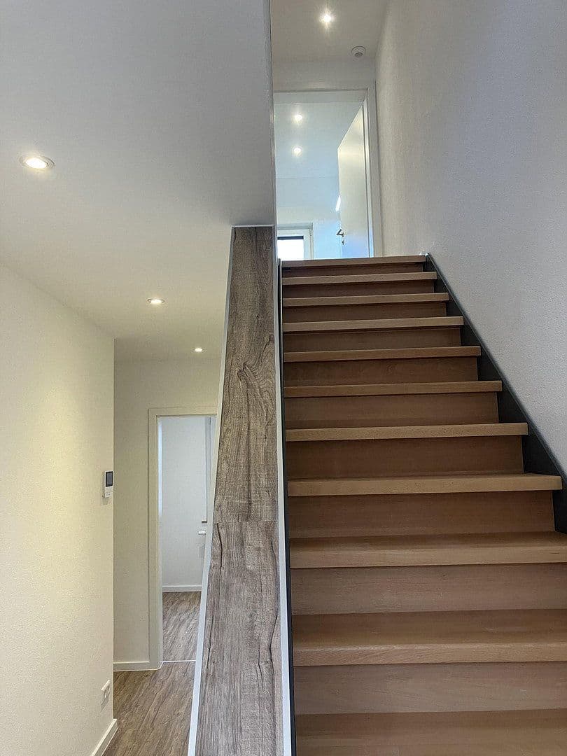 Prenájom bytu 6-izbový 131 m², Josengasse 20, Burladingen, Bádensko-Wurttembersko Prenájom bytu 6-izbový 131 m², Josengasse 20, Burladingen, Bádensko-Wurttembersko