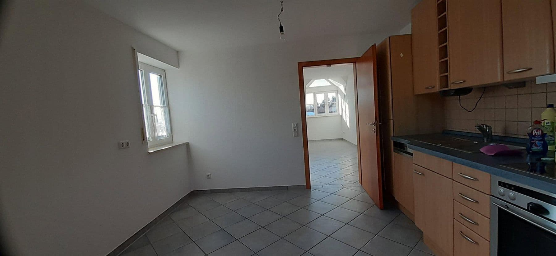 Prenájom bytu 3-izbový 77 m², Olching, Bavorsko Prenájom bytu 3-izbový 77 m², Olching, Bavorsko