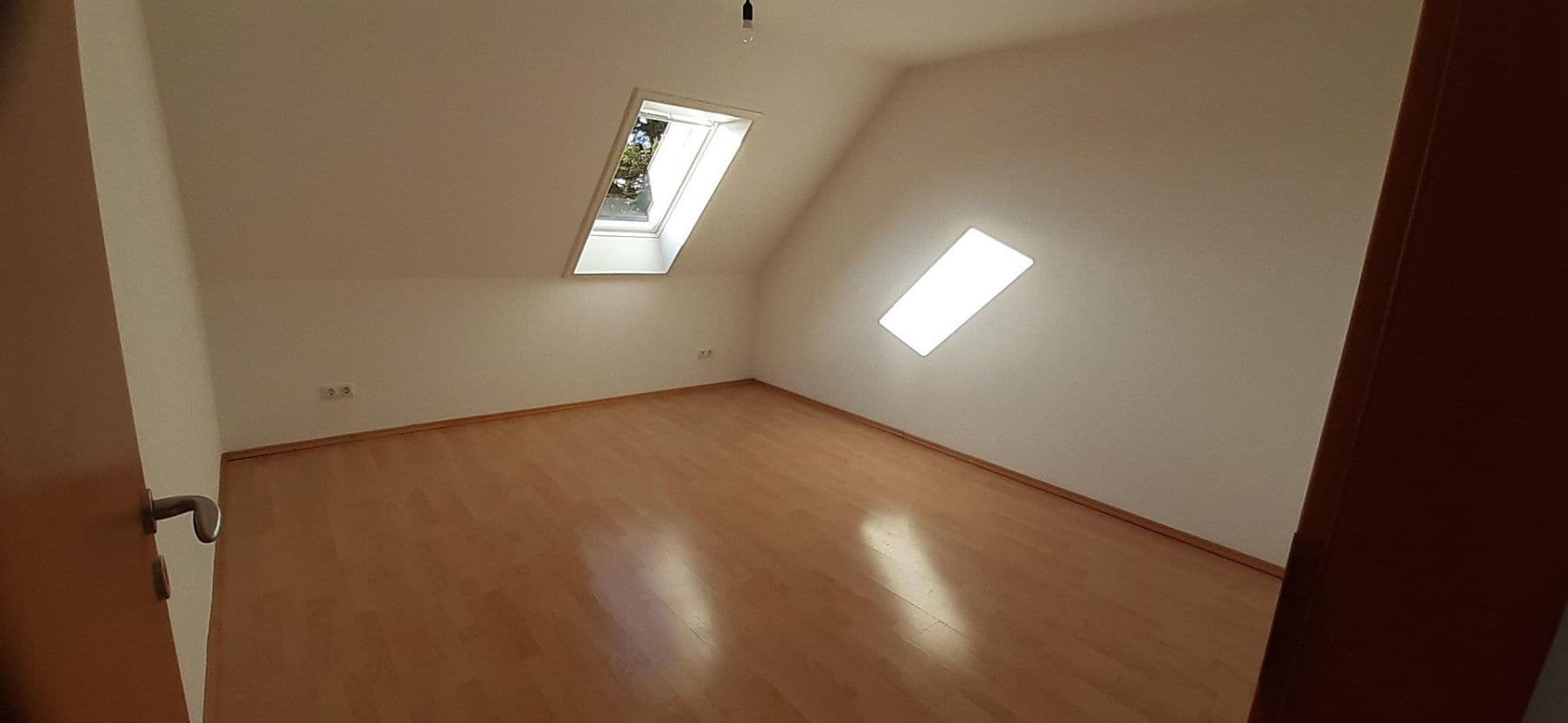 Prenájom bytu 3-izbový 77 m², Olching, Bavorsko Prenájom bytu 3-izbový 77 m², Olching, Bavorsko