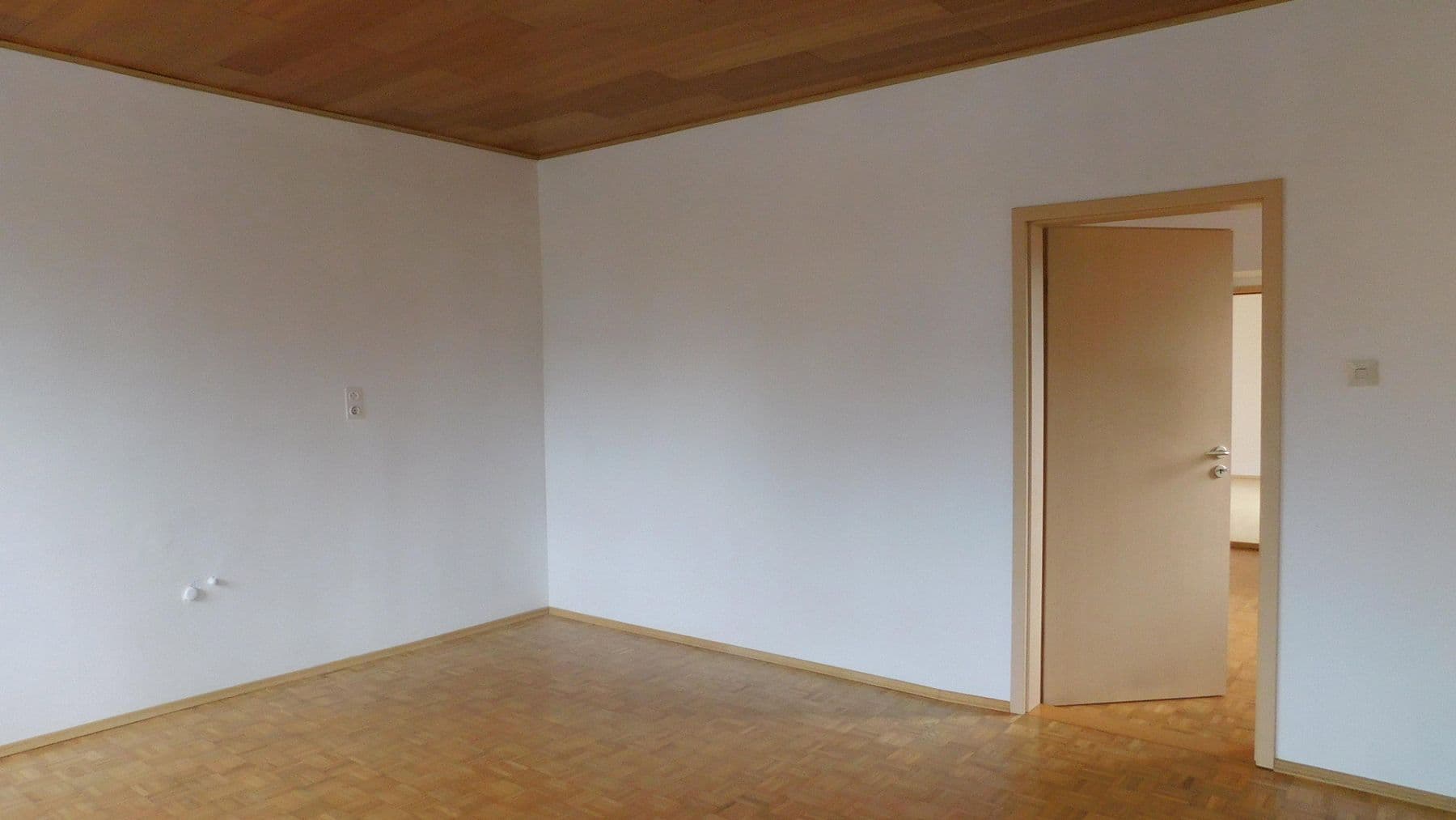 Prenájom bytu 3-izbový 98 m², Hauptstr., Bodenwöhr, Bavorsko Prenájom bytu 3-izbový 98 m², Hauptstr., Bodenwöhr, Bavorsko