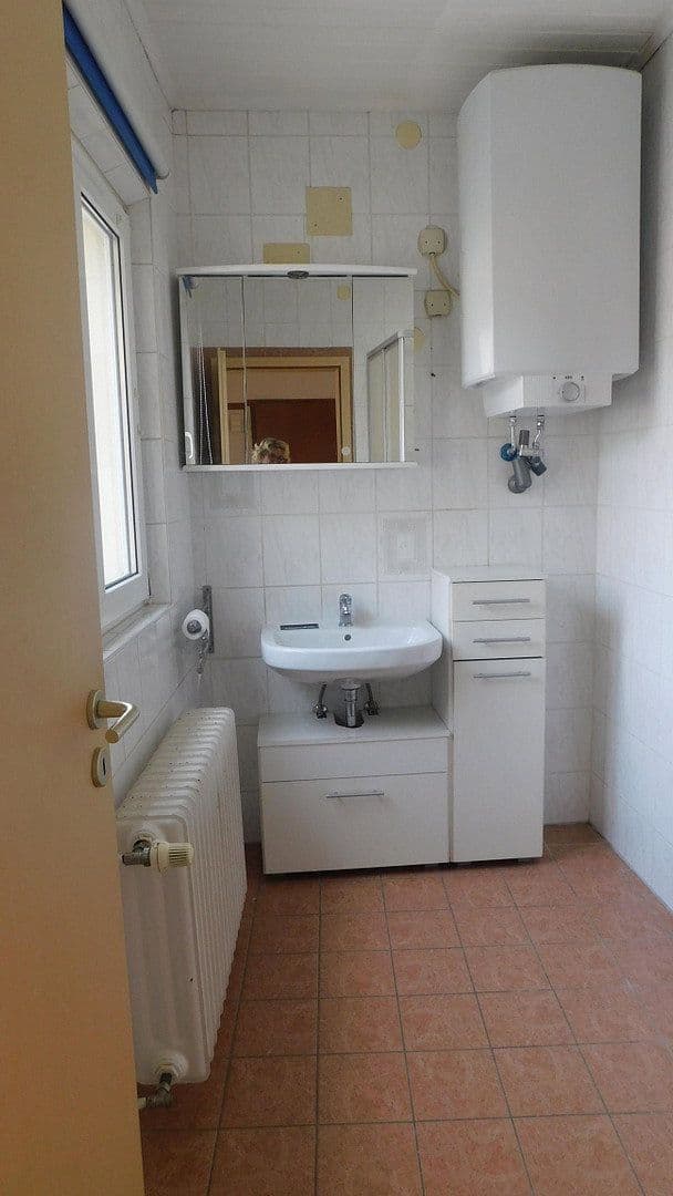 Prenájom bytu 3-izbový 98 m², Hauptstr., Bodenwöhr, Bavorsko Prenájom bytu 3-izbový 98 m², Hauptstr., Bodenwöhr, Bavorsko