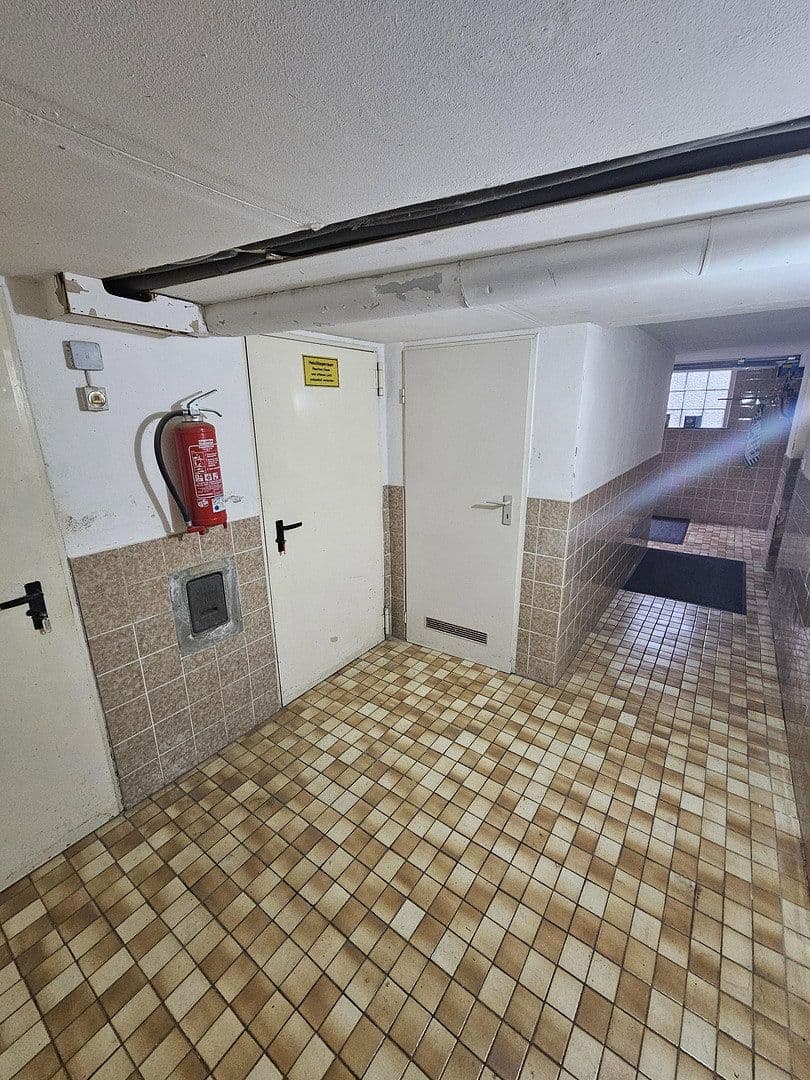 Predaj domu 211 m², pozemok 815 m², Heinrich-Otto-Weg, 14, Homberg (Efze), Hesensko Predaj domu 211 m², pozemok 815 m², Heinrich-Otto-Weg, 14, Homberg (Efze), Hesensko