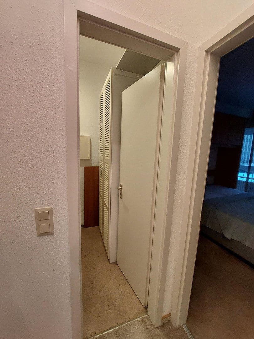 Prenájom bytu 2-izbový 74 m², Selerweg, Berlin, Berlín Prenájom bytu 2-izbový 74 m², Selerweg, Berlin, Berlín