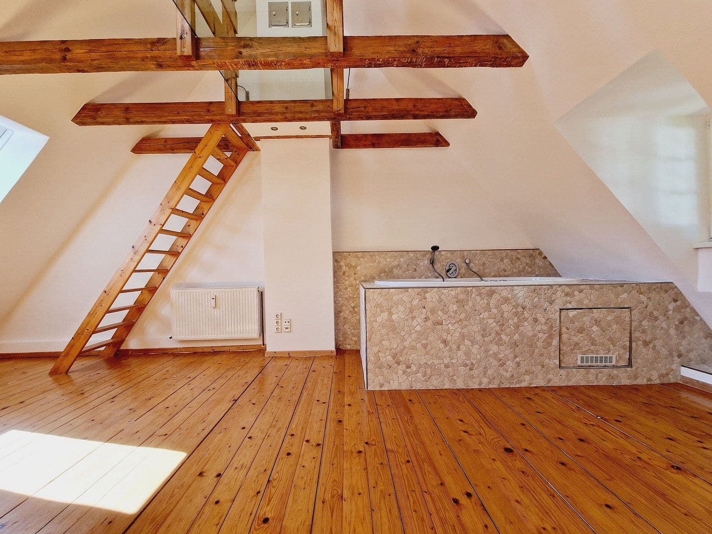 Prenájom domu 110 m², pozemok 350 m², Alte Landstrasse 30, Wolfsburg, Dolné Sasko Prenájom domu 110 m², pozemok 350 m², Alte Landstrasse 30, Wolfsburg, Dolné Sasko