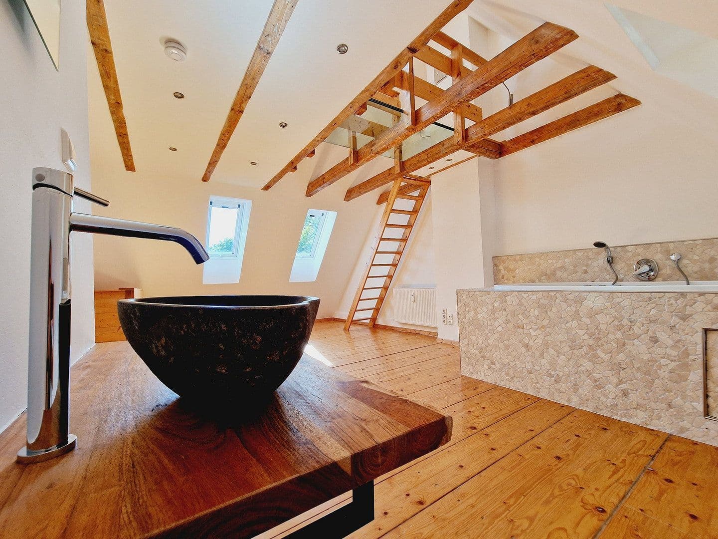 Prenájom domu 110 m², pozemok 350 m², Alte Landstrasse 30, Wolfsburg, Dolné Sasko Prenájom domu 110 m², pozemok 350 m², Alte Landstrasse 30, Wolfsburg, Dolné Sasko