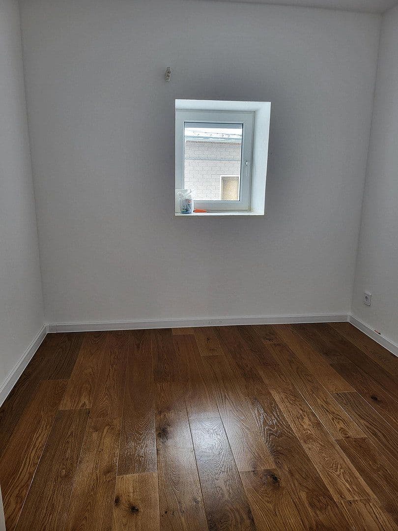 Prenájom bytu 4-izbový 105 m², Breiter Weg 6, Auderath, Porýnie-Falcko Prenájom bytu 4-izbový 105 m², Breiter Weg 6, Auderath, Porýnie-Falcko