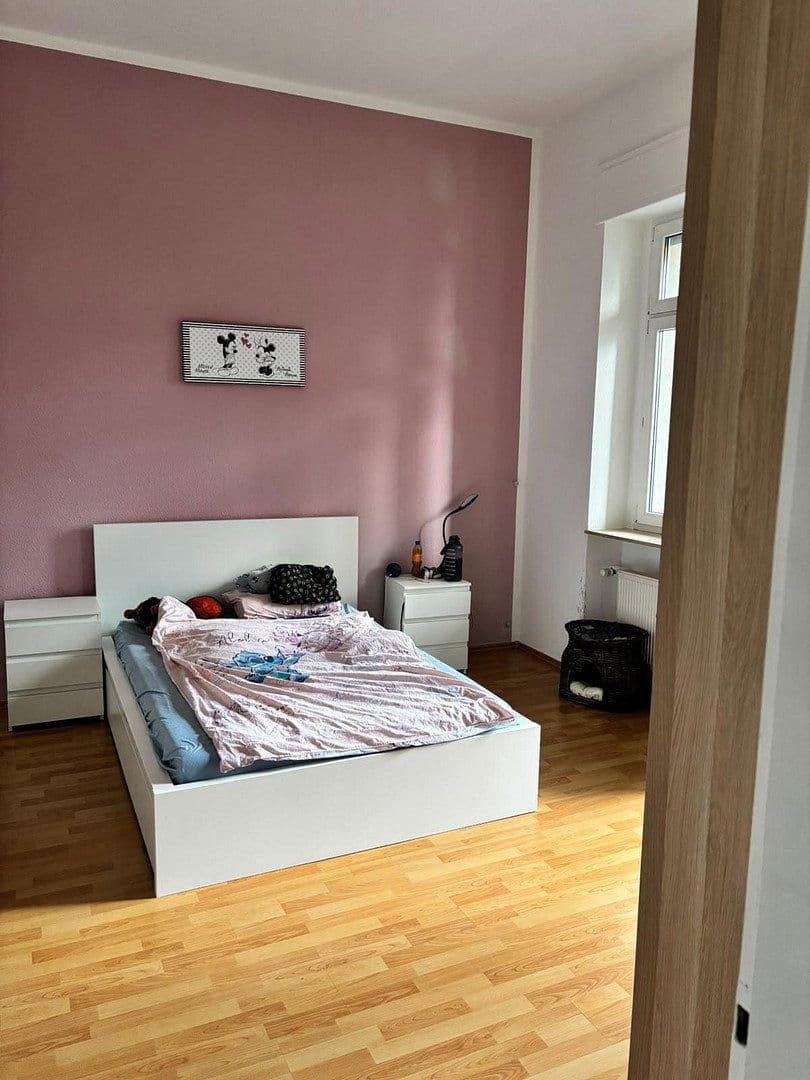 Prenájom bytu 3-izbový 98 m², Jägerhofstraße 40, Wuppertal, Severné Porýnie - Westfálsko Prenájom bytu 3-izbový 98 m², Jägerhofstraße 40, Wuppertal, Severné Porýnie - Westfálsko