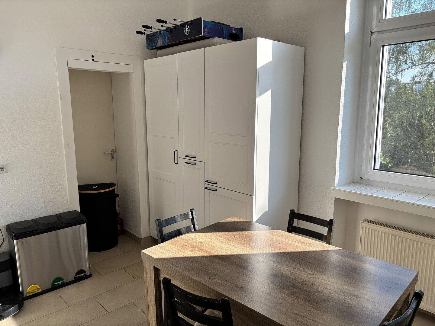 Prenájom bytu 3-izbový 98 m², Jägerhofstraße 40, Wuppertal, Severné Porýnie - Westfálsko Prenájom bytu 3-izbový 98 m², Jägerhofstraße 40, Wuppertal, Severné Porýnie - Westfálsko