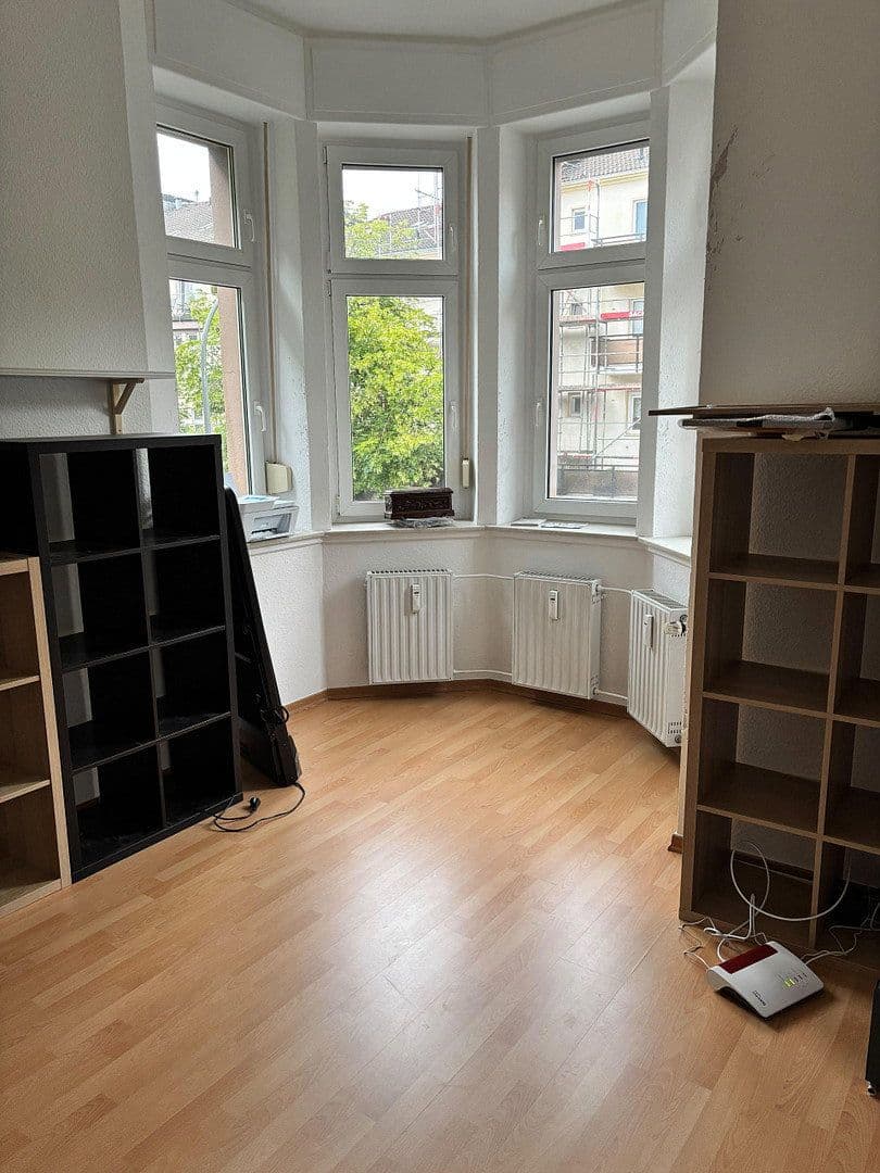 Prenájom bytu 3-izbový 98 m², Jägerhofstraße 40, Wuppertal, Severné Porýnie - Westfálsko Prenájom bytu 3-izbový 98 m², Jägerhofstraße 40, Wuppertal, Severné Porýnie - Westfálsko