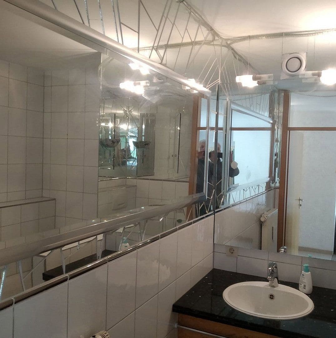 Prenájom bytu 2-izbový 50 m², Eckartstrasse 12, Stuttgart, Bádensko-Wurttembersko Prenájom bytu 2-izbový 50 m², Eckartstrasse 12, Stuttgart, Bádensko-Wurttembersko