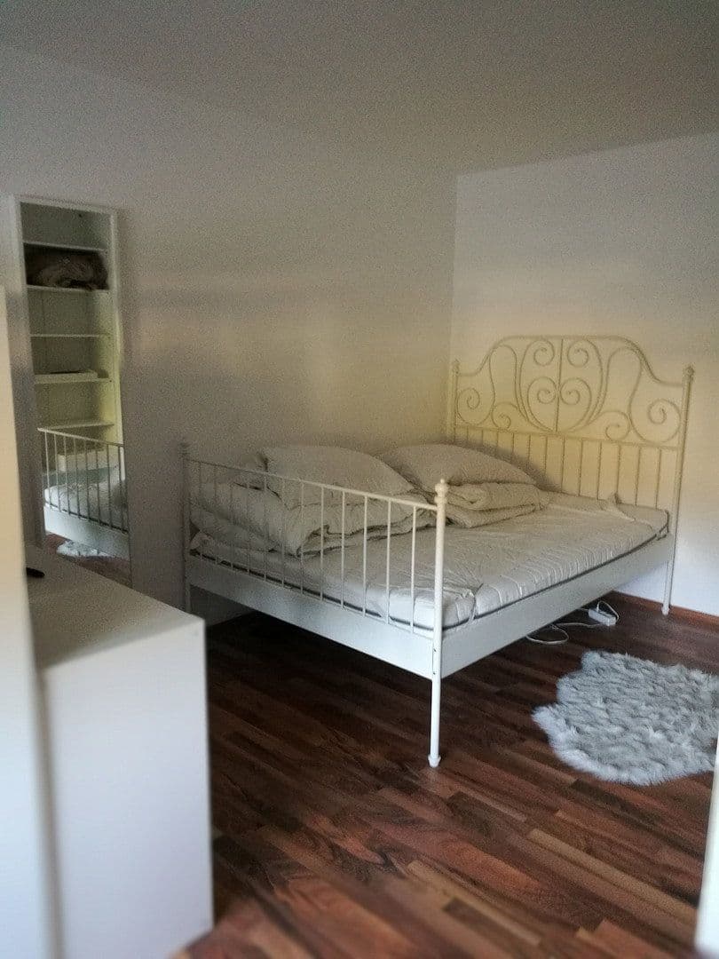 Prenájom bytu 2-izbový 57 m², Geislingen an der Steige, Bádensko-Wurttembersko Prenájom bytu 2-izbový 57 m², Geislingen an der Steige, Bádensko-Wurttembersko