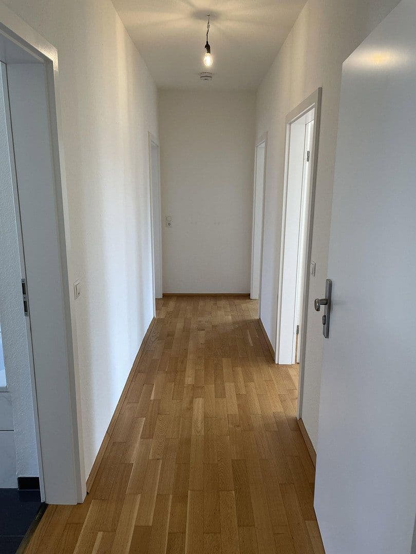 Prenájom bytu 3-izbový 67 m², Bahnhofstrasse 41, Andernach, Porýnie-Falcko Prenájom bytu 3-izbový 67 m², Bahnhofstrasse 41, Andernach, Porýnie-Falcko