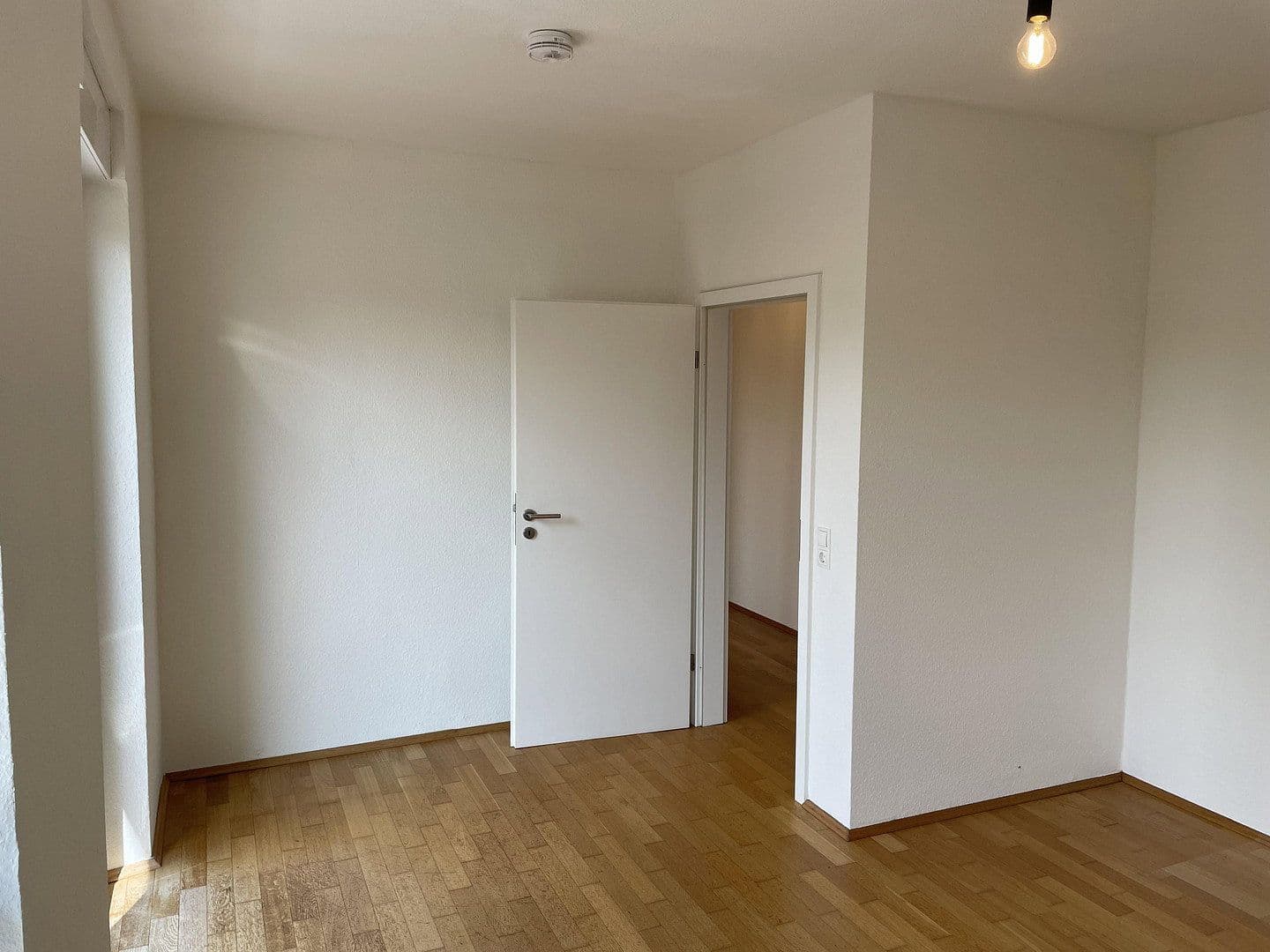 Prenájom bytu 3-izbový 67 m², Bahnhofstrasse 41, Andernach, Porýnie-Falcko Prenájom bytu 3-izbový 67 m², Bahnhofstrasse 41, Andernach, Porýnie-Falcko