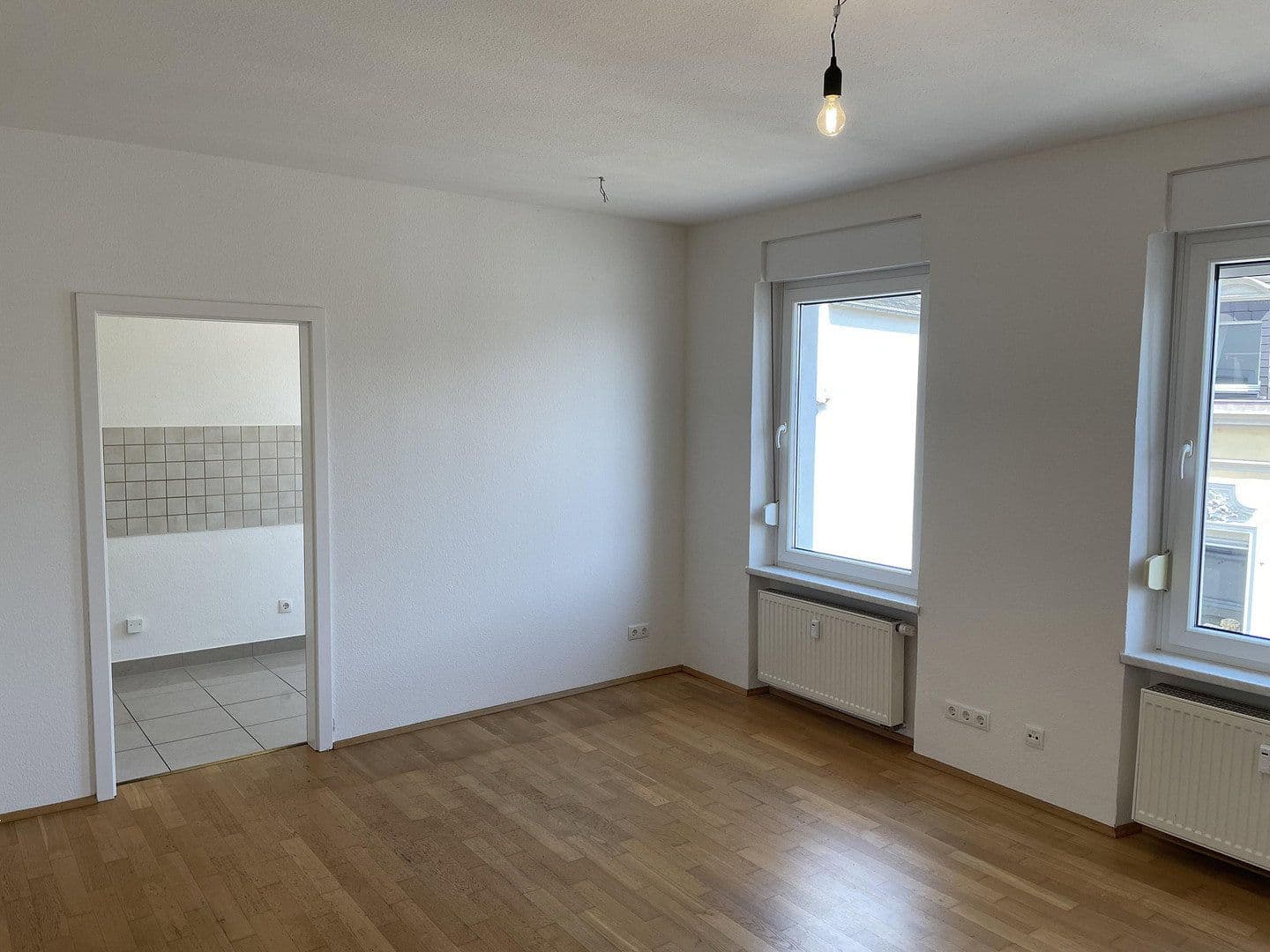 Prenájom bytu 3-izbový 67 m², Bahnhofstrasse 41, Andernach, Porýnie-Falcko Prenájom bytu 3-izbový 67 m², Bahnhofstrasse 41, Andernach, Porýnie-Falcko