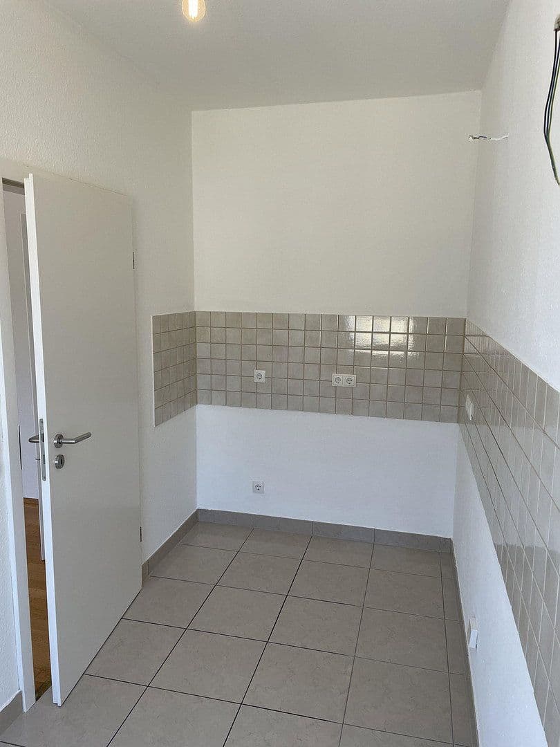Prenájom bytu 3-izbový 67 m², Bahnhofstrasse 41, Andernach, Porýnie-Falcko Prenájom bytu 3-izbový 67 m², Bahnhofstrasse 41, Andernach, Porýnie-Falcko