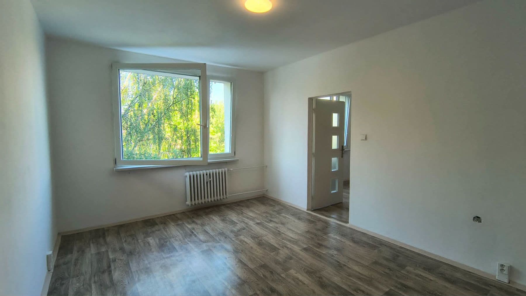Predaj bytu 1-izbový 35 m², Sídliště Za Chlumem, Bílina, Ústecký kraj Predaj bytu 1-izbový 35 m², Sídliště Za Chlumem, Bílina, Ústecký kraj