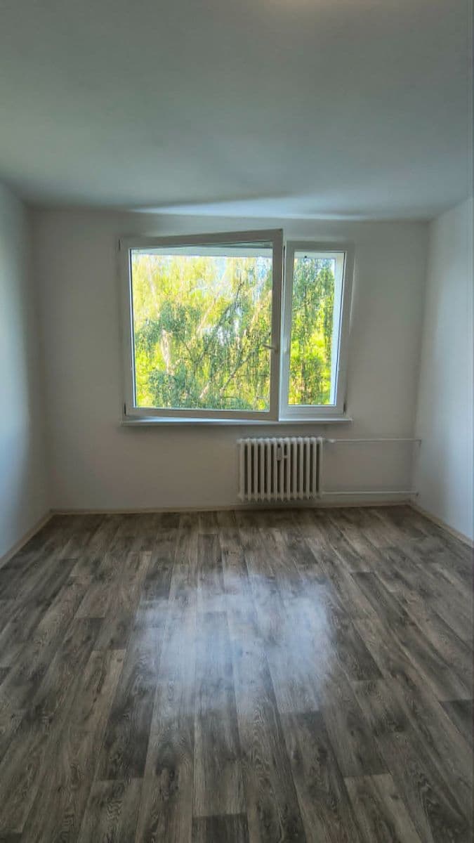 Predaj bytu 1-izbový 35 m², Sídliště Za Chlumem, Bílina, Ústecký kraj Predaj bytu 1-izbový 35 m², Sídliště Za Chlumem, Bílina, Ústecký kraj
