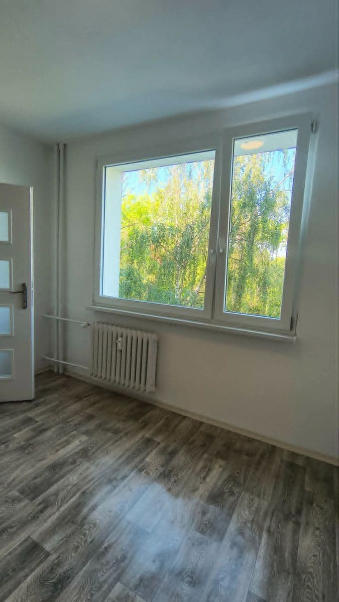 Predaj bytu 1-izbový 35 m², Sídliště Za Chlumem, Bílina, Ústecký kraj Predaj bytu 1-izbový 35 m², Sídliště Za Chlumem, Bílina, Ústecký kraj