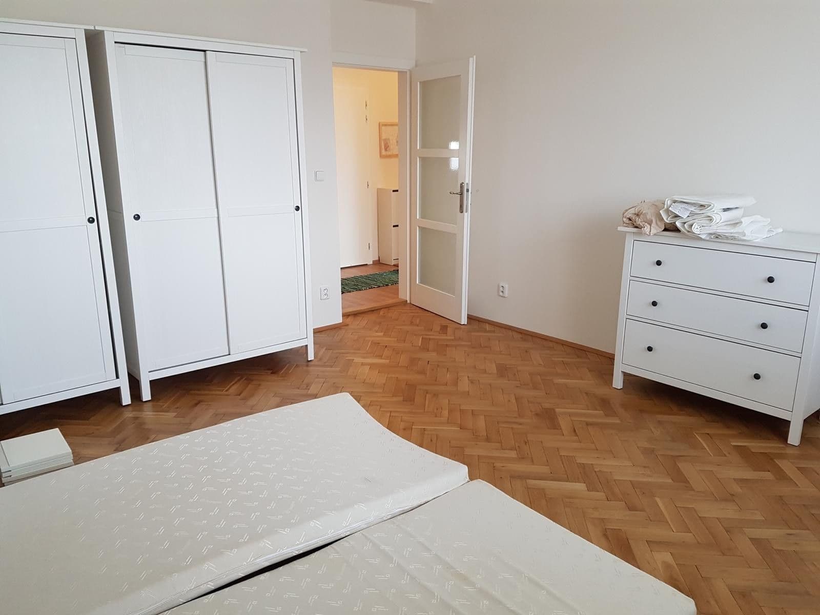 Prenájom bytu 2-izbový 60 m², Na Vyhlídce, Praha, Praha Prenájom bytu 2-izbový 60 m², Na Vyhlídce, Praha, Praha