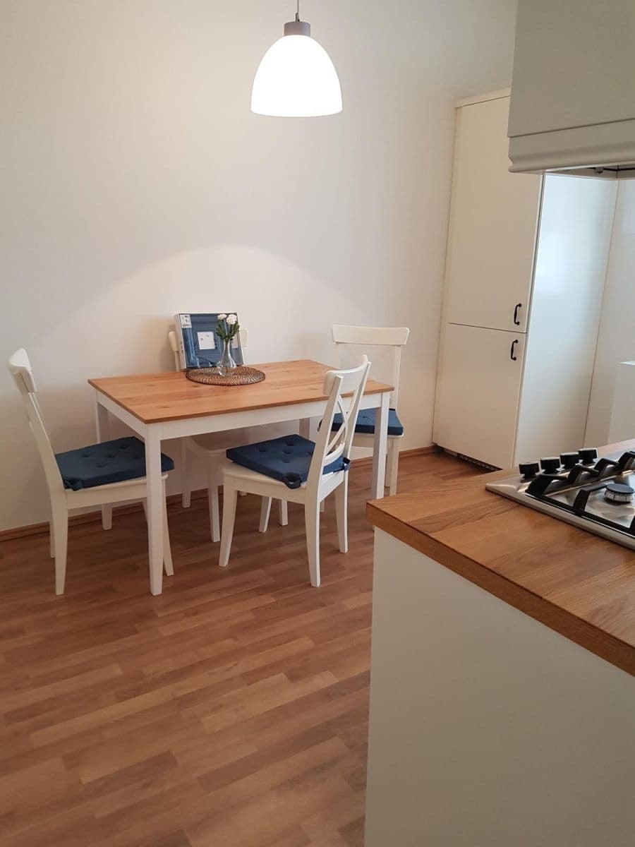 Prenájom bytu 2-izbový 60 m², Na Vyhlídce, Praha, Praha Prenájom bytu 2-izbový 60 m², Na Vyhlídce, Praha, Praha