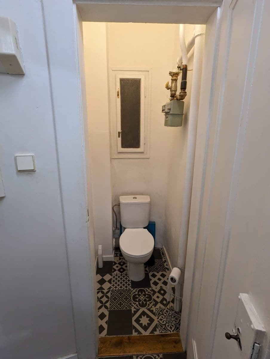 Prenájom bytu 2-izbový 56 m², Pernerova, Praha, Praha Prenájom bytu 2-izbový 56 m², Pernerova, Praha, Praha