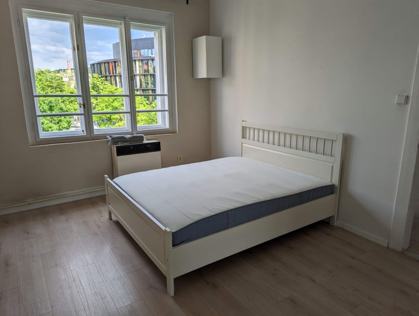 Prenájom bytu 2-izbový 56 m², Pernerova, Praha, Praha Prenájom bytu 2-izbový 56 m², Pernerova, Praha, Praha