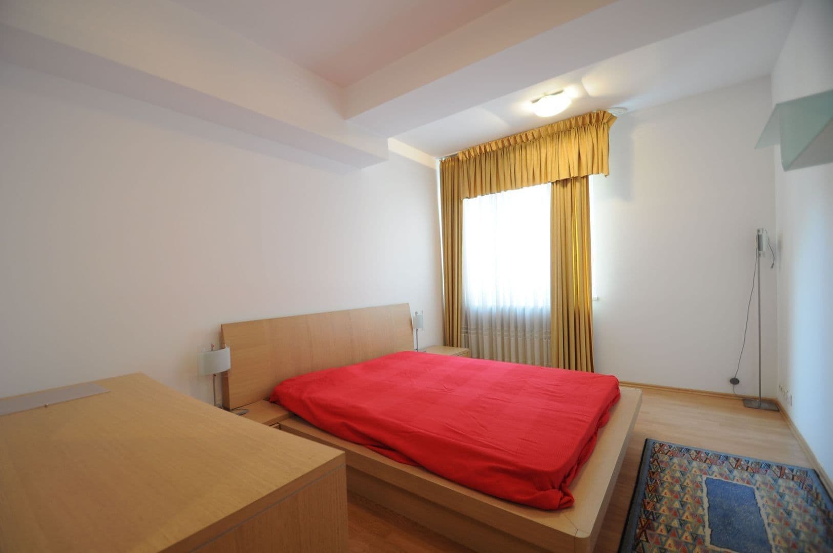 Prenájom bytu 2-izbový 73 m², U Půjčovny, Praha, Praha Prenájom bytu 2-izbový 73 m², U Půjčovny, Praha, Praha