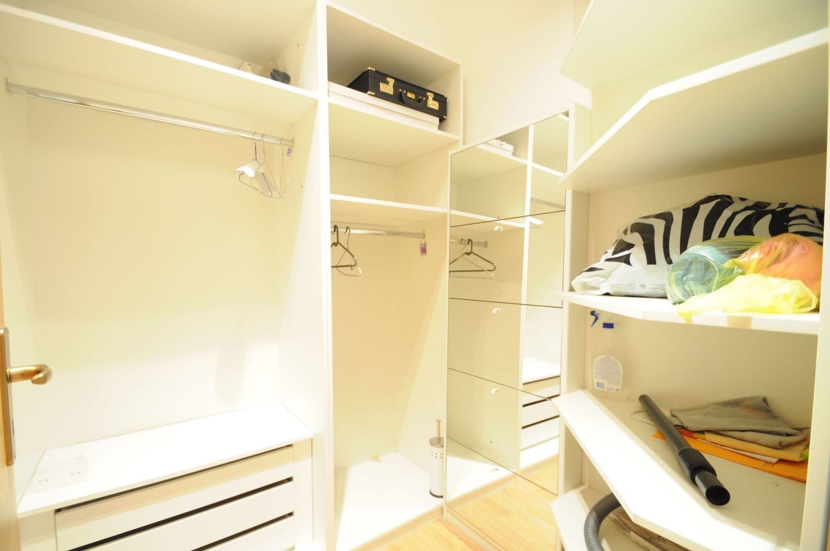 Prenájom bytu 2-izbový 73 m², U Půjčovny, Praha, Praha Prenájom bytu 2-izbový 73 m², U Půjčovny, Praha, Praha