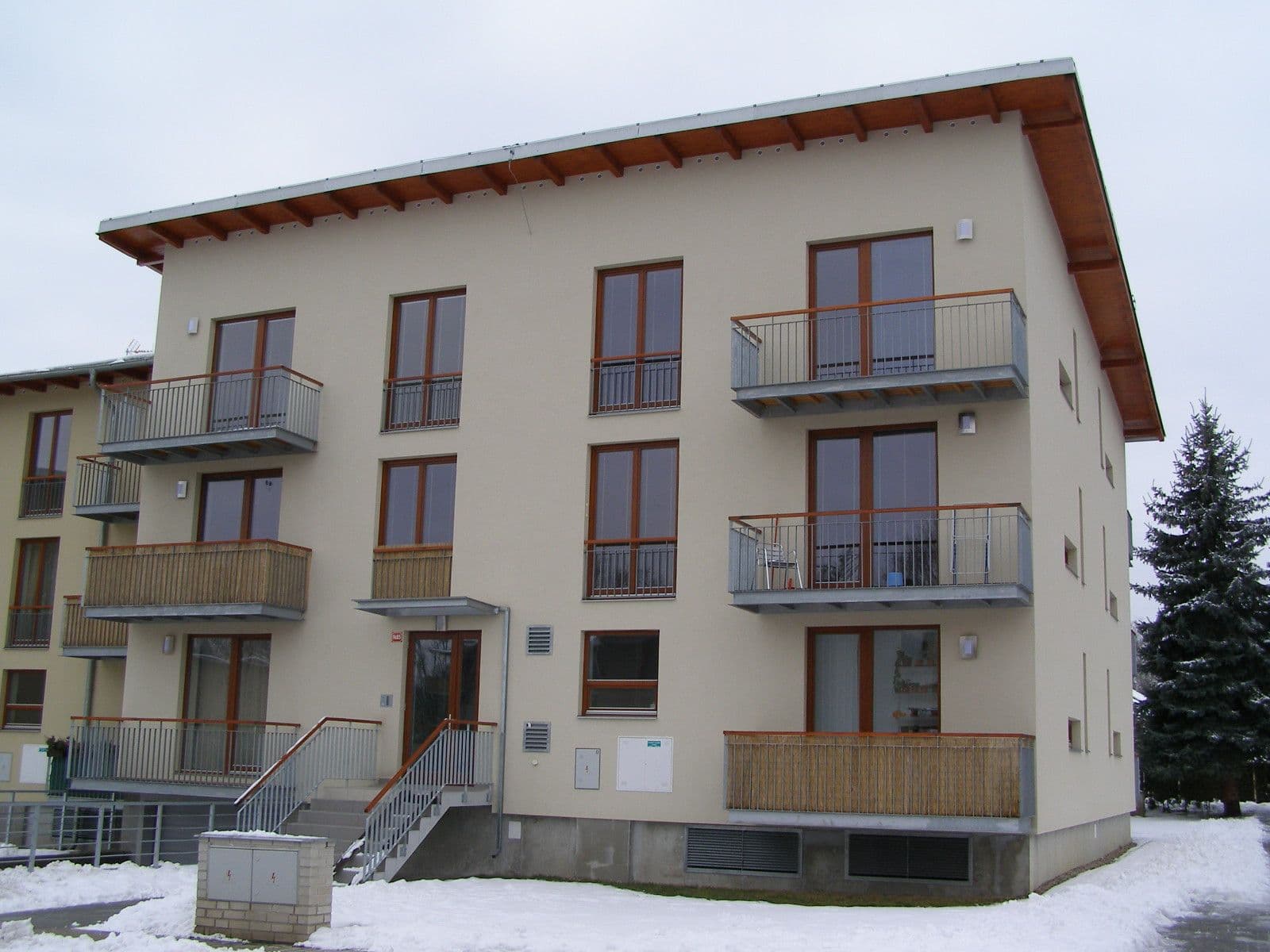 Prenájom bytu 2-izbový 49 m², Ohradní, Kamenice, Středočeský kraj Prenájom bytu 2-izbový 49 m², Ohradní, Kamenice, Středočeský kraj