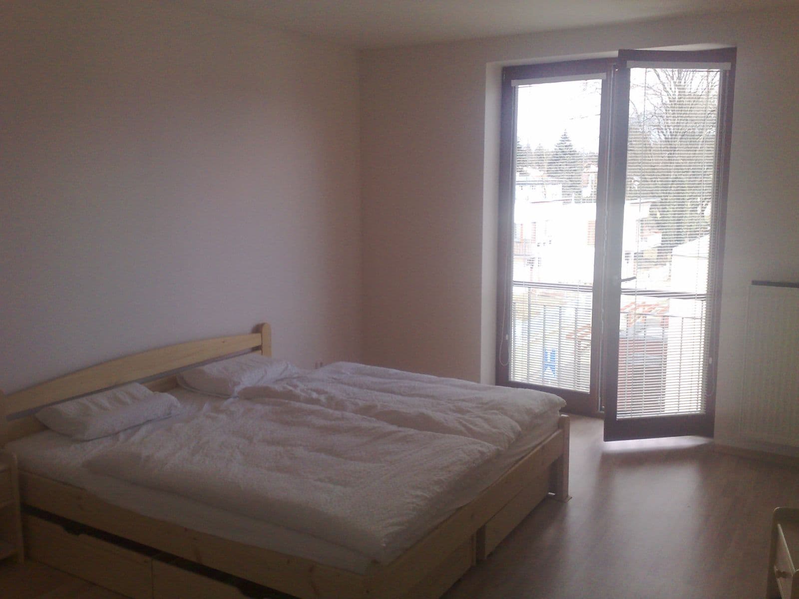 Prenájom bytu 2-izbový 49 m², Ohradní, Kamenice, Středočeský kraj Prenájom bytu 2-izbový 49 m², Ohradní, Kamenice, Středočeský kraj