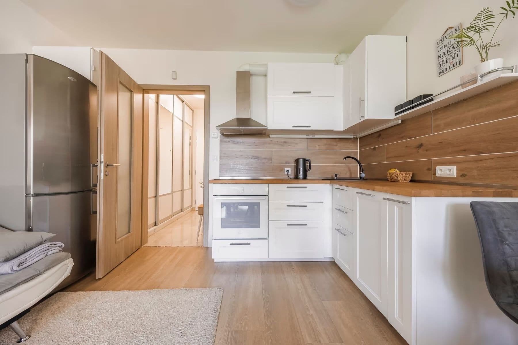 Predaj bytu 1-izbový 30 m², Mantovská, Praha, Praha Predaj bytu 1-izbový 30 m², Mantovská, Praha, Praha